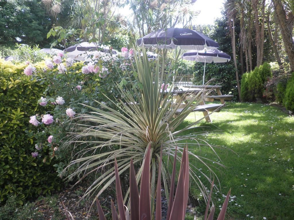 Longfrie Inn Saint Saviour المظهر الخارجي الصورة